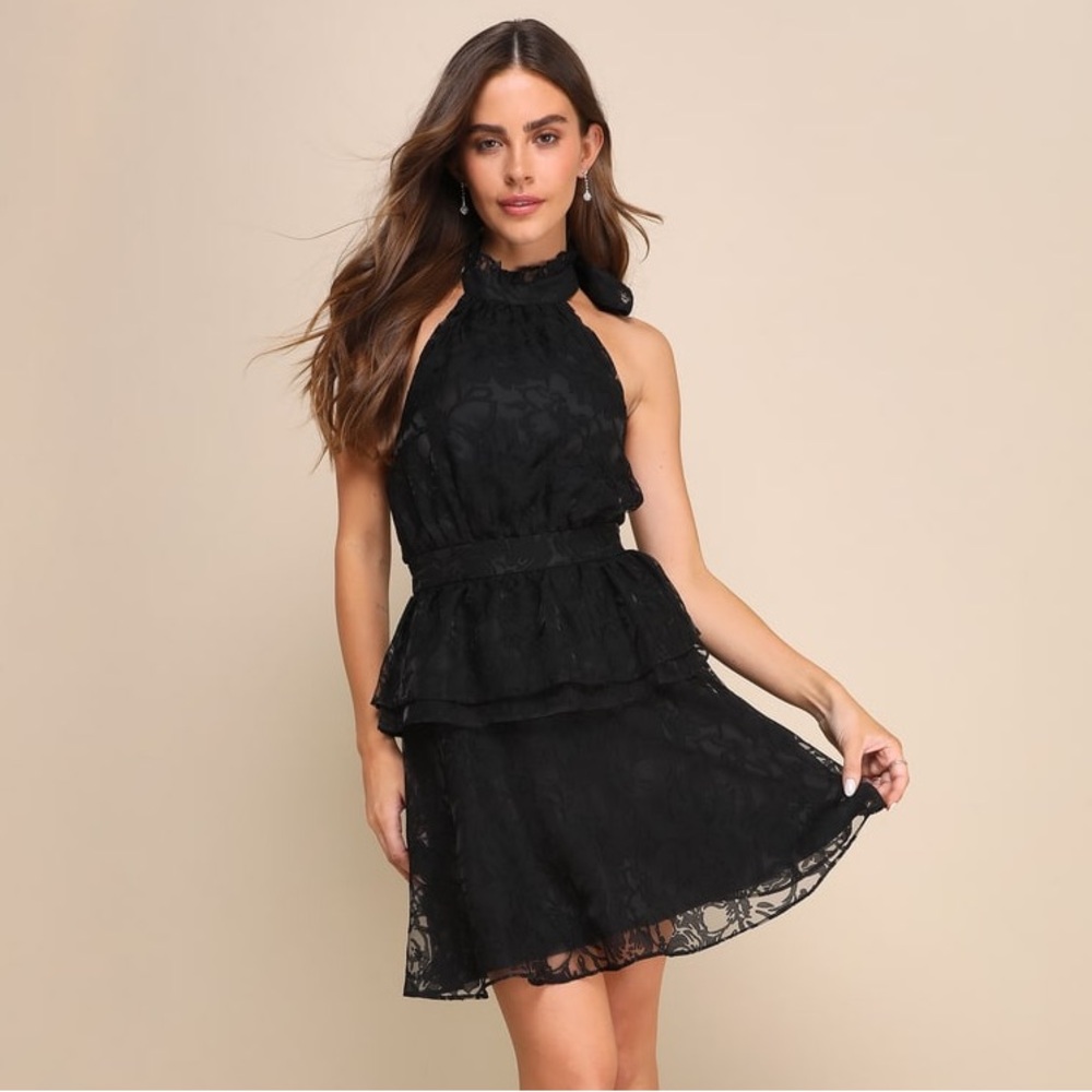 NWT Lulus Tier Confidence Black Halter Mini Dress
